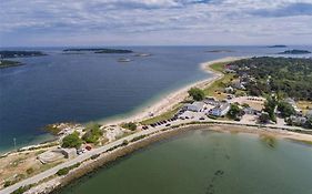 Spinneys Guesthouse & Beach Cottages